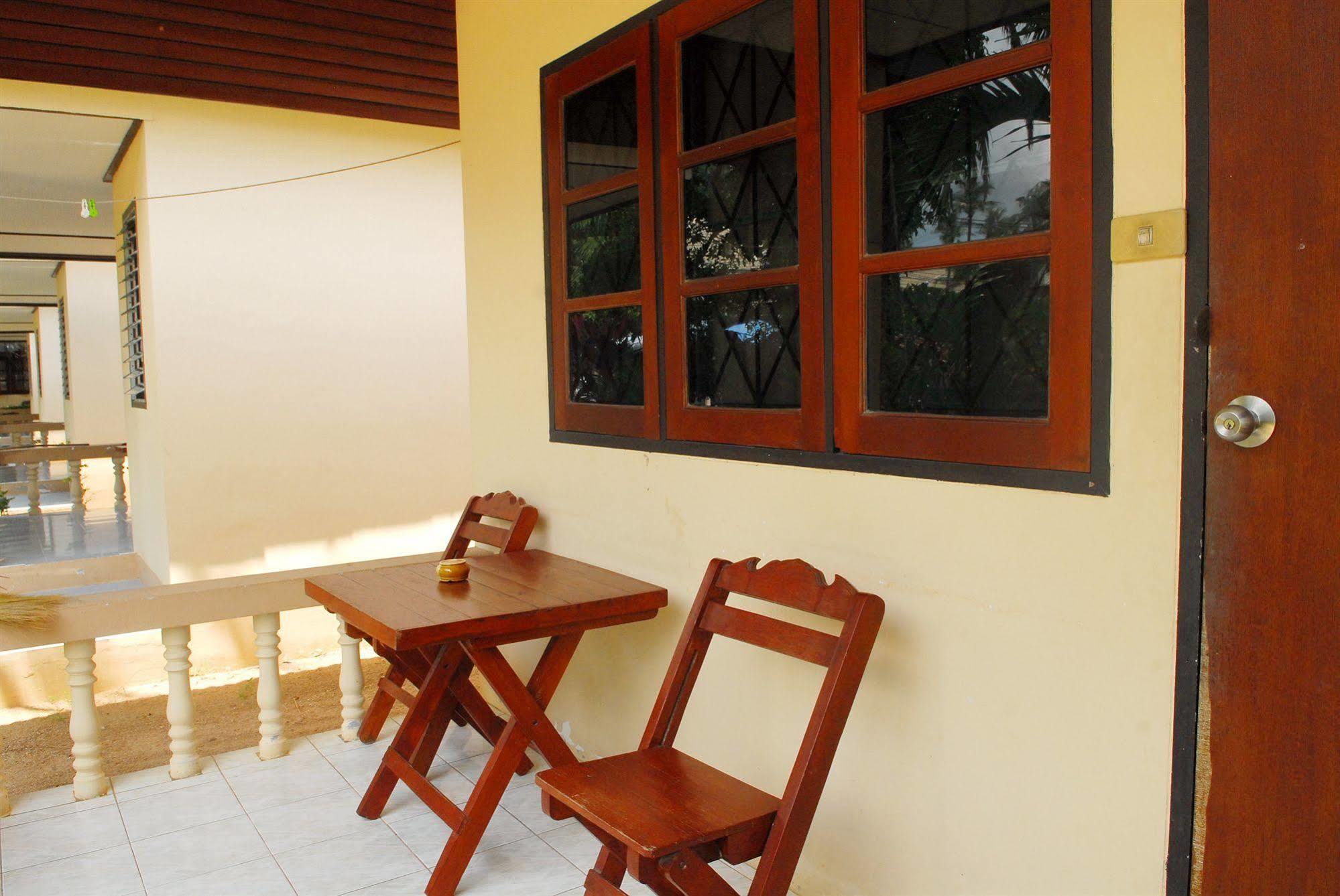 Sukasem Bungalow Ламаи-Бич Экстерьер фото